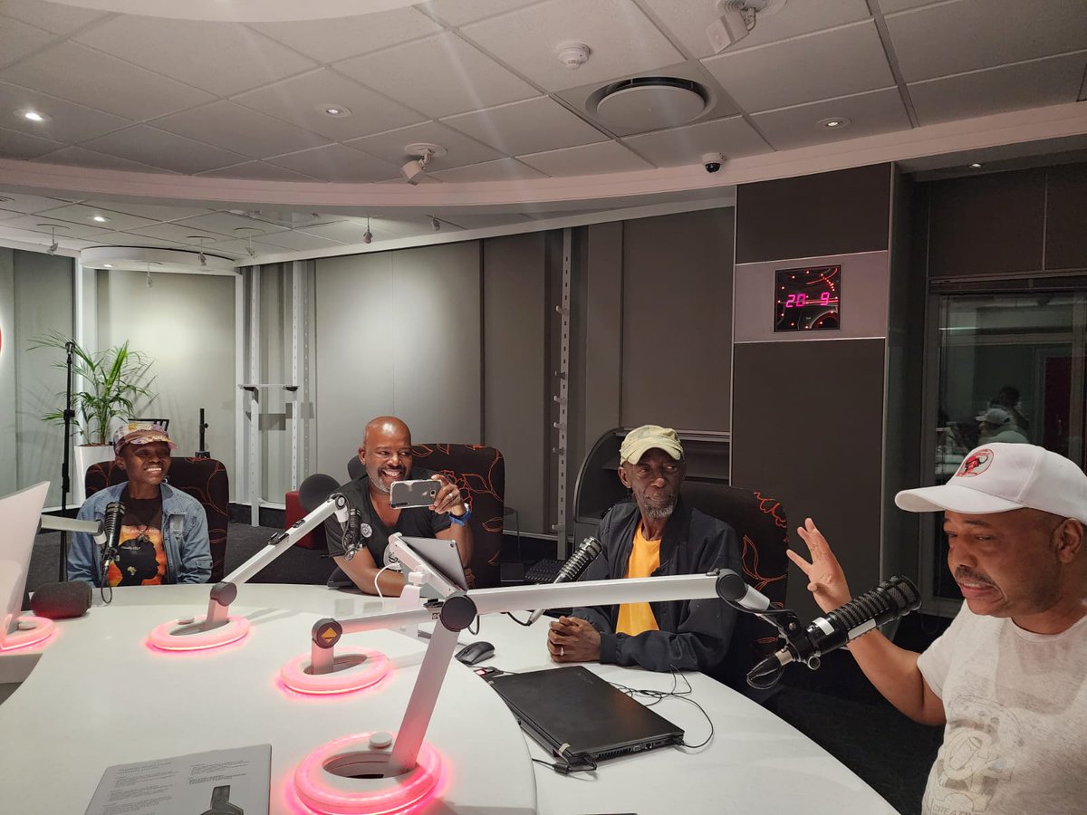 The cast of #Motsamai, a #Christmas musical join <a href="/PhemeloMotene/">Phemelo Motene</a> in studio on #KAYA959pov to speak to us about this production and what it took to get it on stage 
We are joined in studio by: 
<a href="/kennrenzoM/">Kenna Mahlangu</a>
Setlhabi Taunyane
@Gcina2_Mkhize &amp;
Dos Muleele