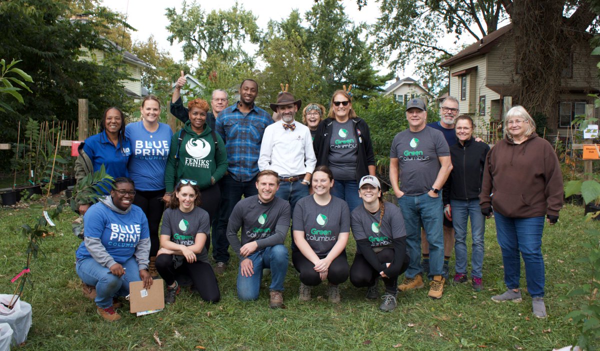 Don't forget! Applications to join our team as Earth Day Service Site Coordinator close on Tuesday, December 20th. Come be a part of the largest volunteer-driven event for Earth Day in the country! Head to our website for details on how to apply: greencbus.org/service-site-c…