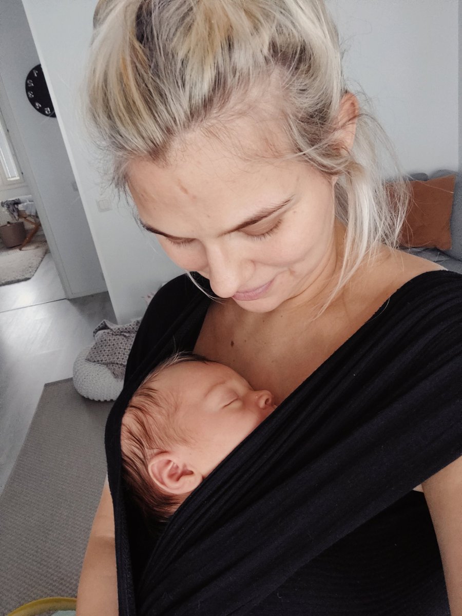 Tämä kausi vietetään enemmän hiljaiseloa 😇 Lauantaina 19.11. satoi maahan ensilumi ja meidän esikoinen saapui maailmaan 💙