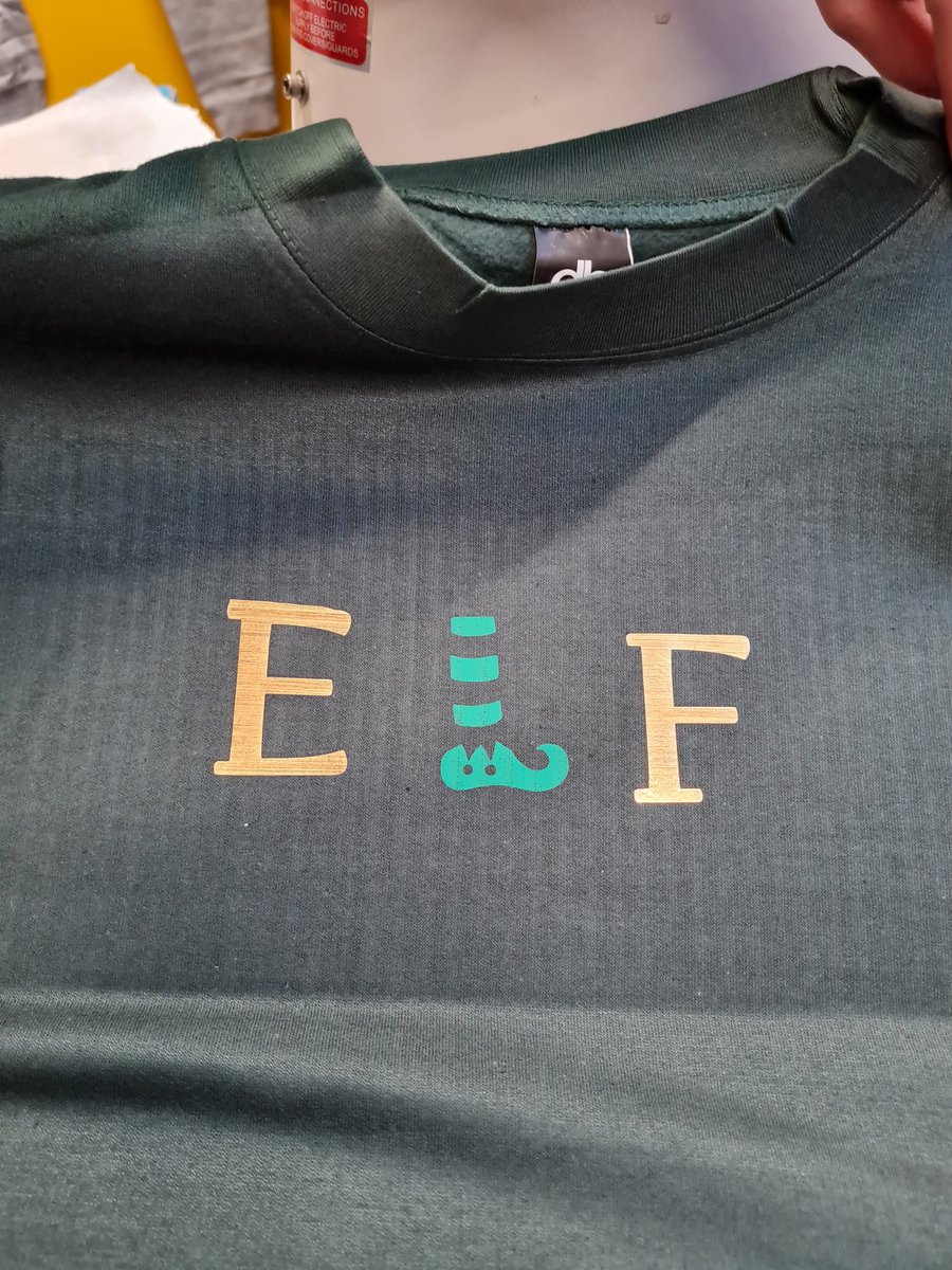 We had a lovely time at the Christmas Fayre tonight making personalised Christmas jumpers and selling our clay earrings.  A huge thank you to our helpers tonight, we couldn't have done it without you #community