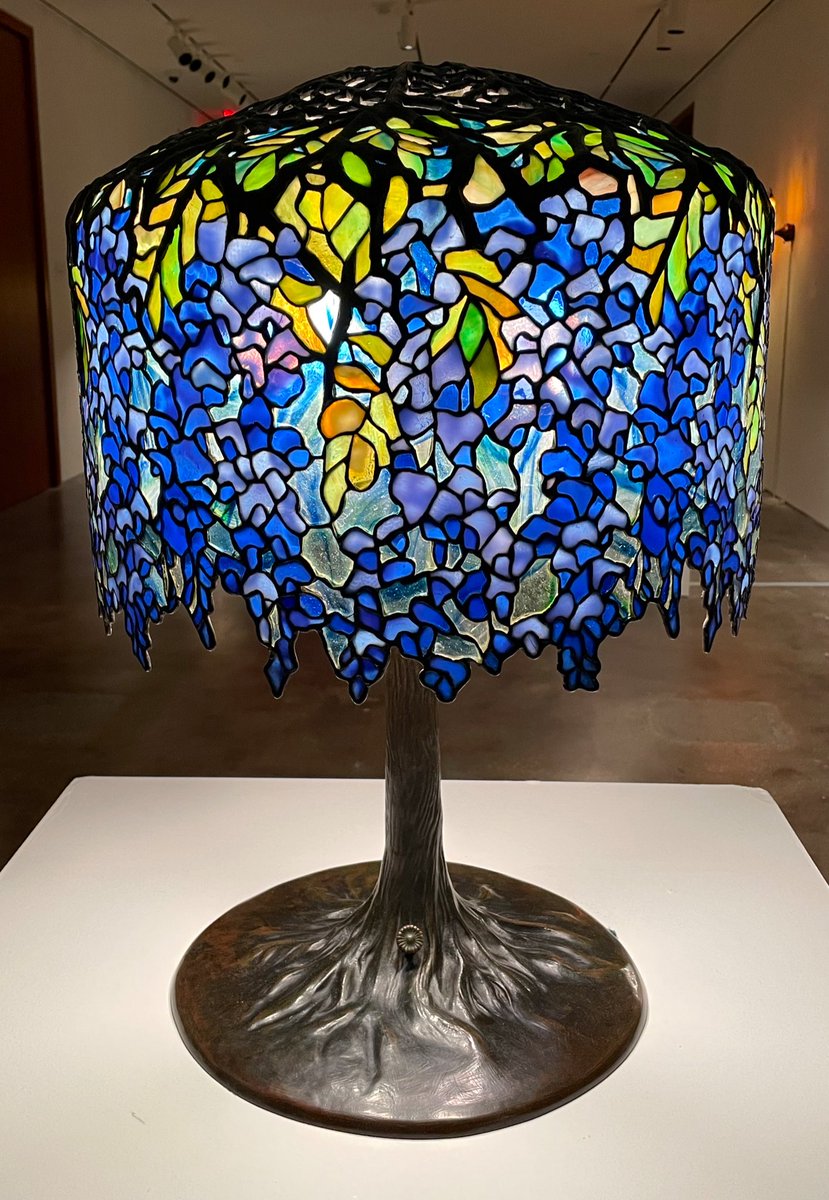 tclary14's tweet photo. Happy Birthday to #ClaraDriscoll, born on this day in 1861! Director of the Women’s Glass Cutting Department at #TiffanyStudios she is credited with designing some of the most iconic leaded glass shades including the Wisteria. This one smashed pre-sale estimates to make over $1m https://t.co/sq9Yq2St3o
