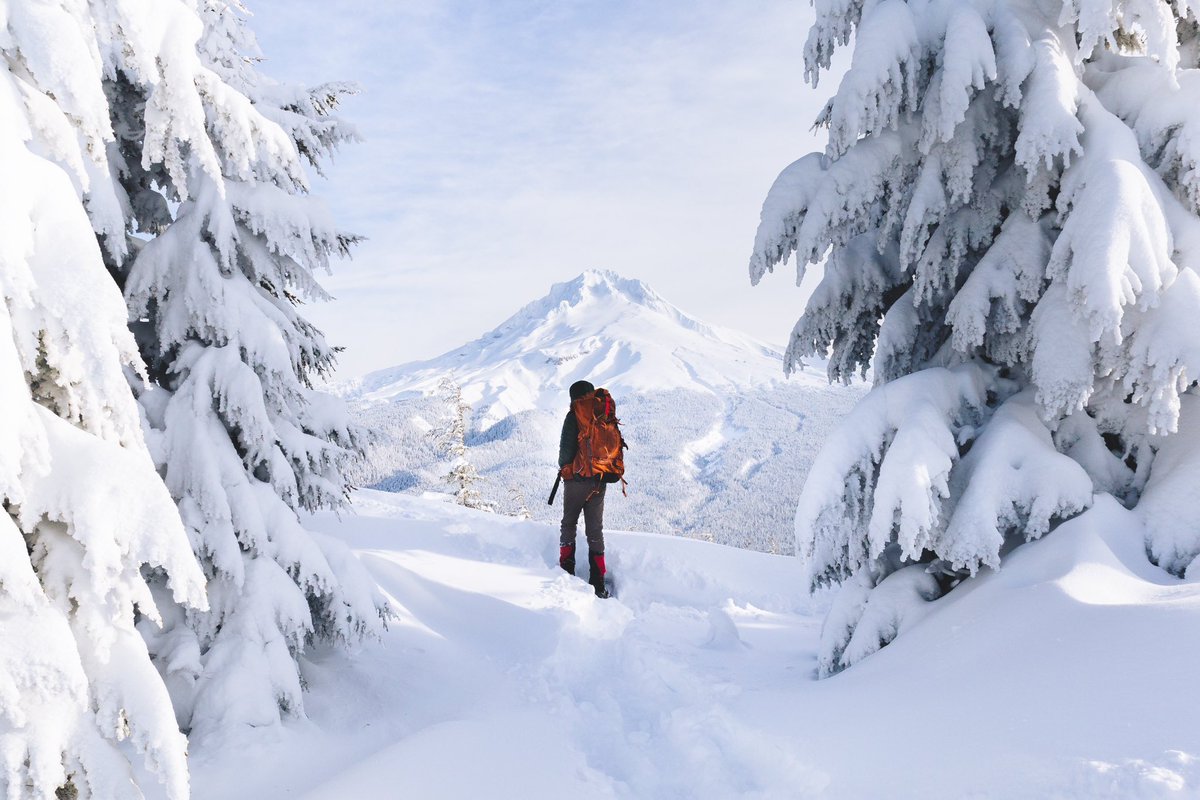 ElliotHawkey's tweet photo. Winter in the Cascades https://t.co/0rI3vsJiT7