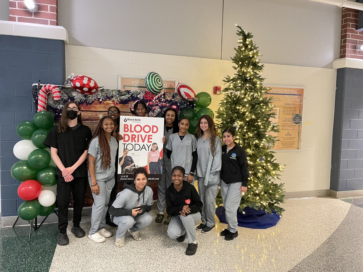 SGHawksMA's tweet photo. Medical assisting juniors hosted a blood drive today, helping save lives! We collected 53 units, each unit saves approximately 3 lives! #nccvtworks @ChadHarrisonSG @fhansonic https://t.co/eUVBXbb9xY