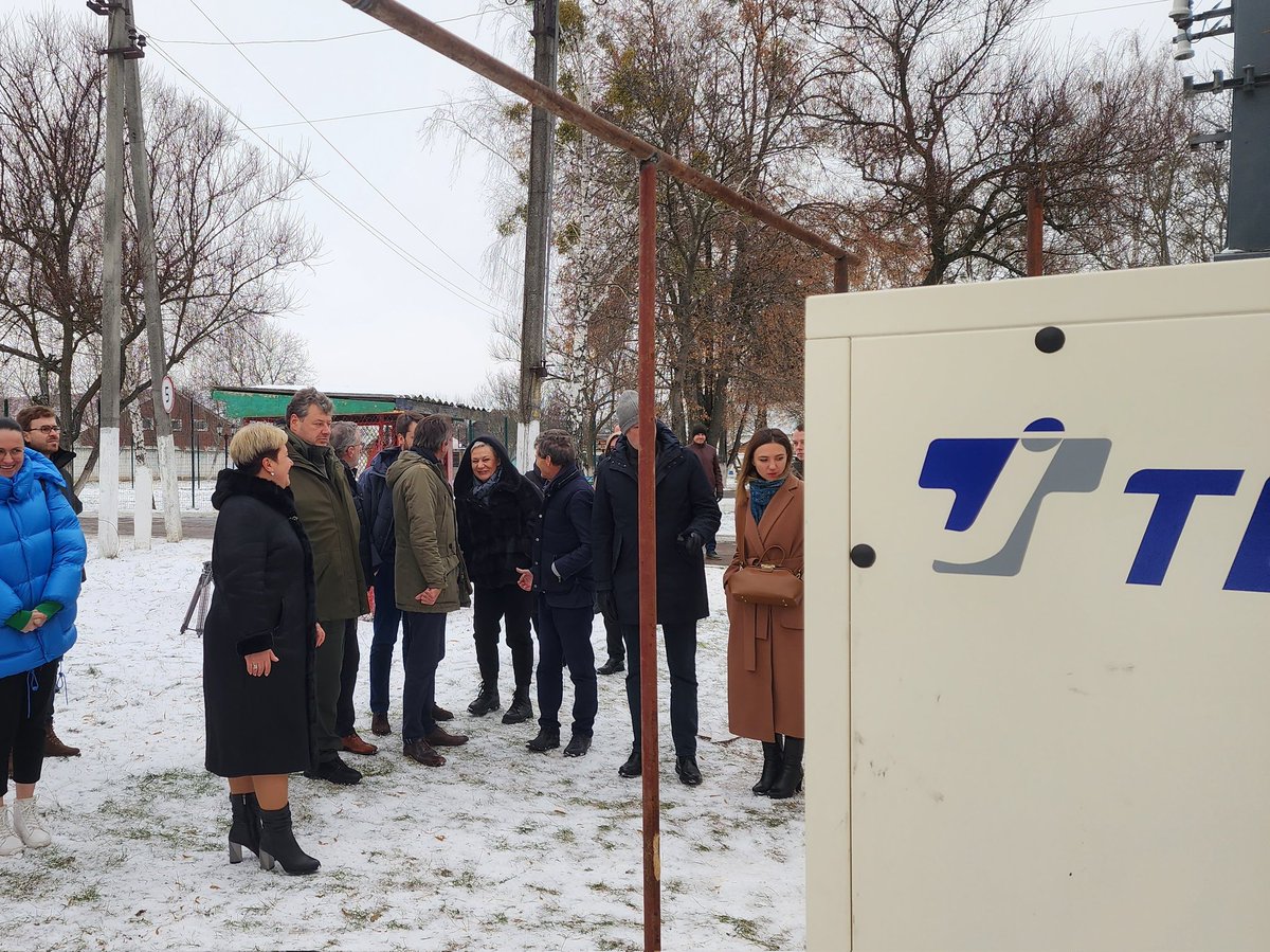 Etienne de Poncins tweet media