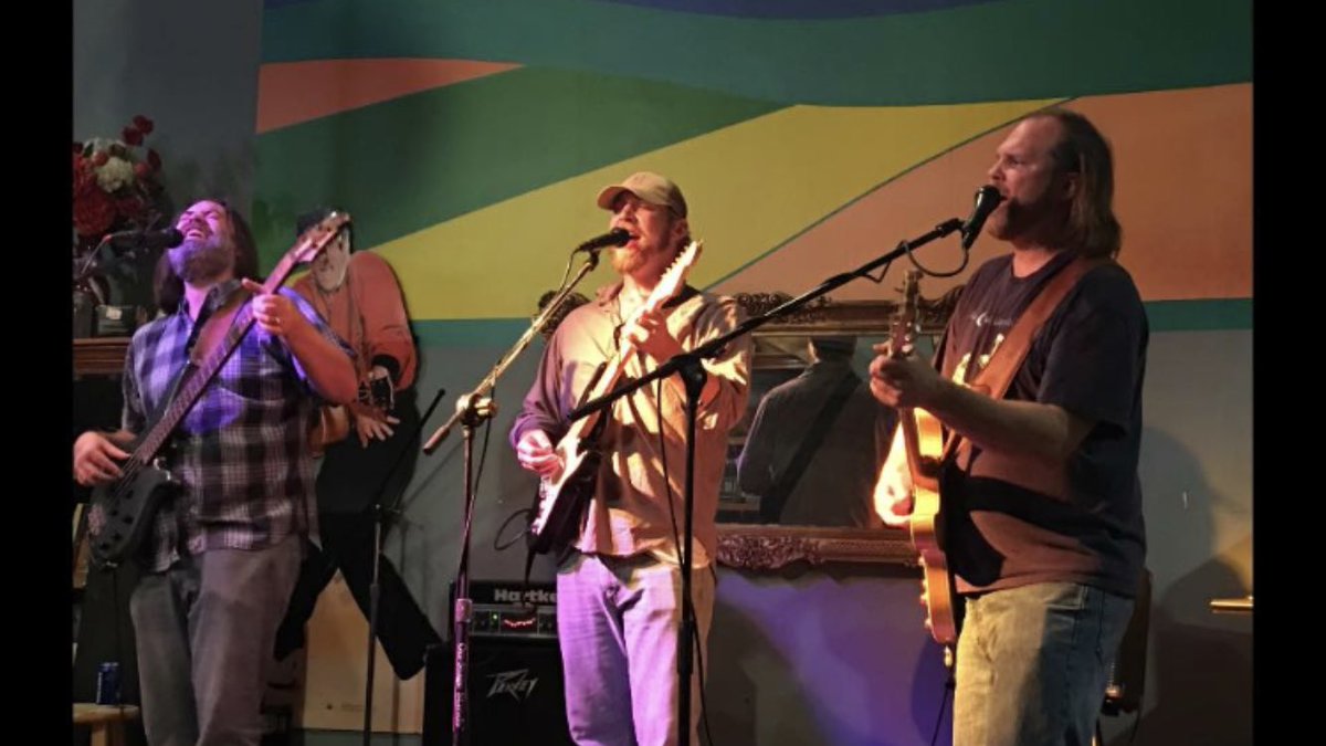 giltedgemusic's tweet photo. 18th Annual Bloodshot Xmas tomorrow night at The Cellar Restaurant & Prohibition Bar in Downtown Covington TN
The Gilt Edge Trio featuring members of Bloodshot Eyes | Carbo Cousar & Friends during dinner service 6:30 @BloodshotEyes1 https://t.co/DPcw8KfWgO
#901jams #BSXmas ๐ถโก๏ธ https://t.co/MJFYsb80P5