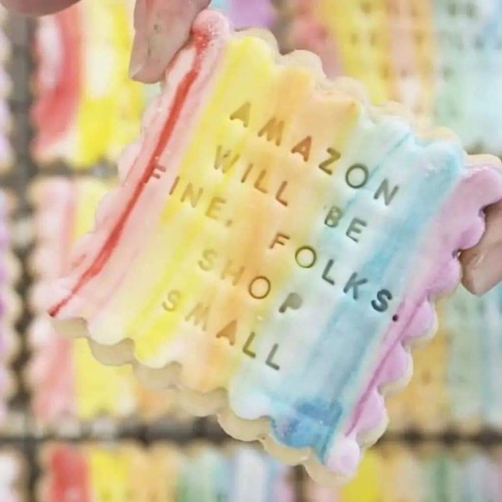 🎄With the busiest retail weekend approaching I just have one message 👇

🍷SHOP SMALL, SHOP INDEPENDENT, SHOP WITH PEOPLE WHO CARE ABOUT YOU AND YOUR CHOICES!

🙏Use them or risk losing them! Imagine your high streets without them. 

🥂SUPPORT GOOD HONEST BRITISH RETAILERS
