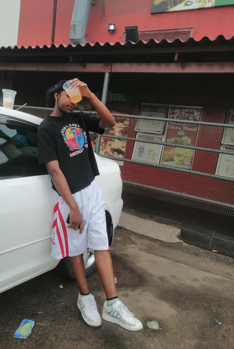 Who is going to be the best upcoming hip hop artist next year?

My bestfriend and young brother <a href="/SkizzyMhondoro/">Skizzy Mhondoro</a>

youtu.be/t5Y3qdB6Mp0