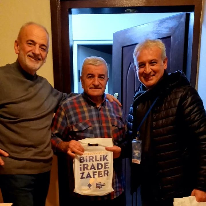 Hane ziyaretlerimiz devam ediyorrrr 😇

#akparti #akpartiistanbul #akpartikadınkolları #akpartigençlikkolları #receptayyiperdoğan #rterdoğan #siyaset #reis #hurriyetmahallesi #gaziosmanpasa #2023yolundabiriz