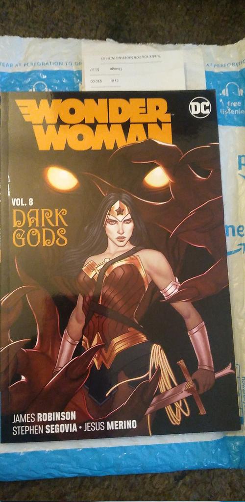 Purchased this Monday, a comfort motivational read during this crazy month. #Blerdlife #HeroGuyVibes #Christmasshopping #DCComics #WonderWoman #Comicbookwriting #Scriptwriting #Screenwriting #Screenplay #Motivation 📚 🎓 🎥  🎬