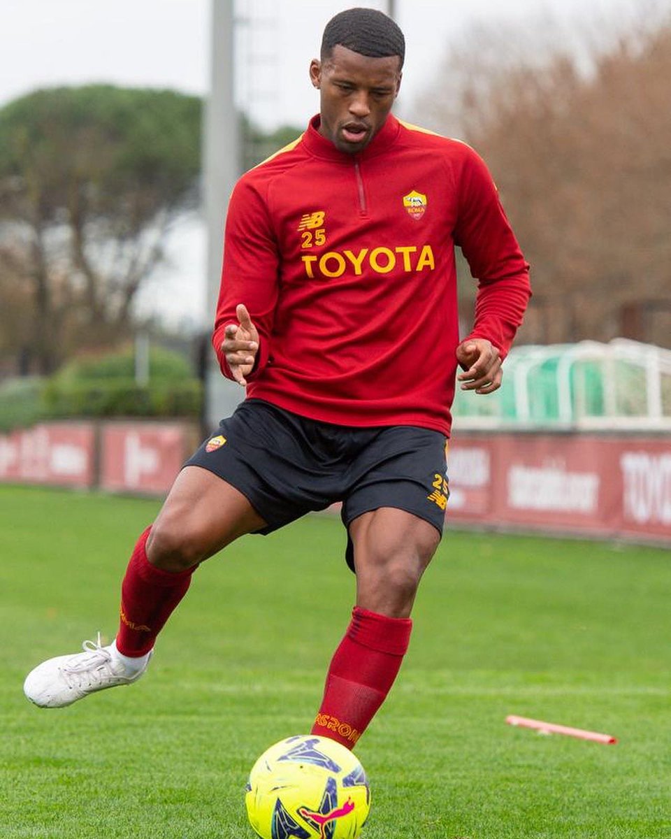 The best feeling..finally back on the field for training 💪🏾💛❤️