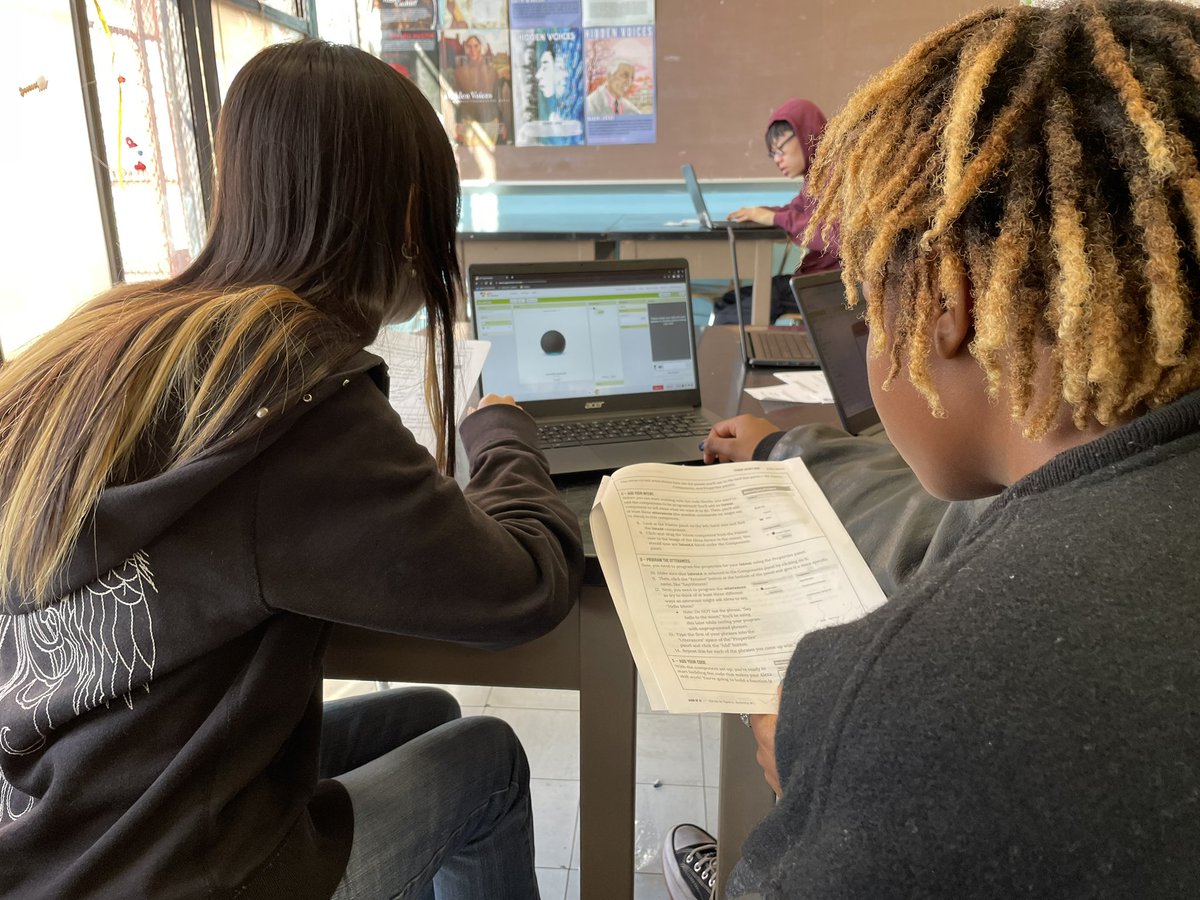 MrAhmedGaming's tweet photo. This week, my students participated in @Amazonβs Future Engineer and Project STEMβs #HourOfAI by coding an #Alexa skill using voice #AI that generates space facts!
#CSForAllNYC #CS4All #Coding #STEM #HourOfCode #Amazon #Code #ProjectSTEM #AmazonFutureEngineer #CompSci https://t.co/quInRNj8fH