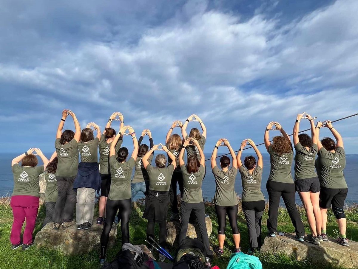 MyPeakChallenge's tweet photo. Hands up for #PeakerMeetUps 🙌⛰

#MPC2022 #MPC
#MyPeakChallenge
#SamHeughan https://t.co/ZLJR6ptRJu