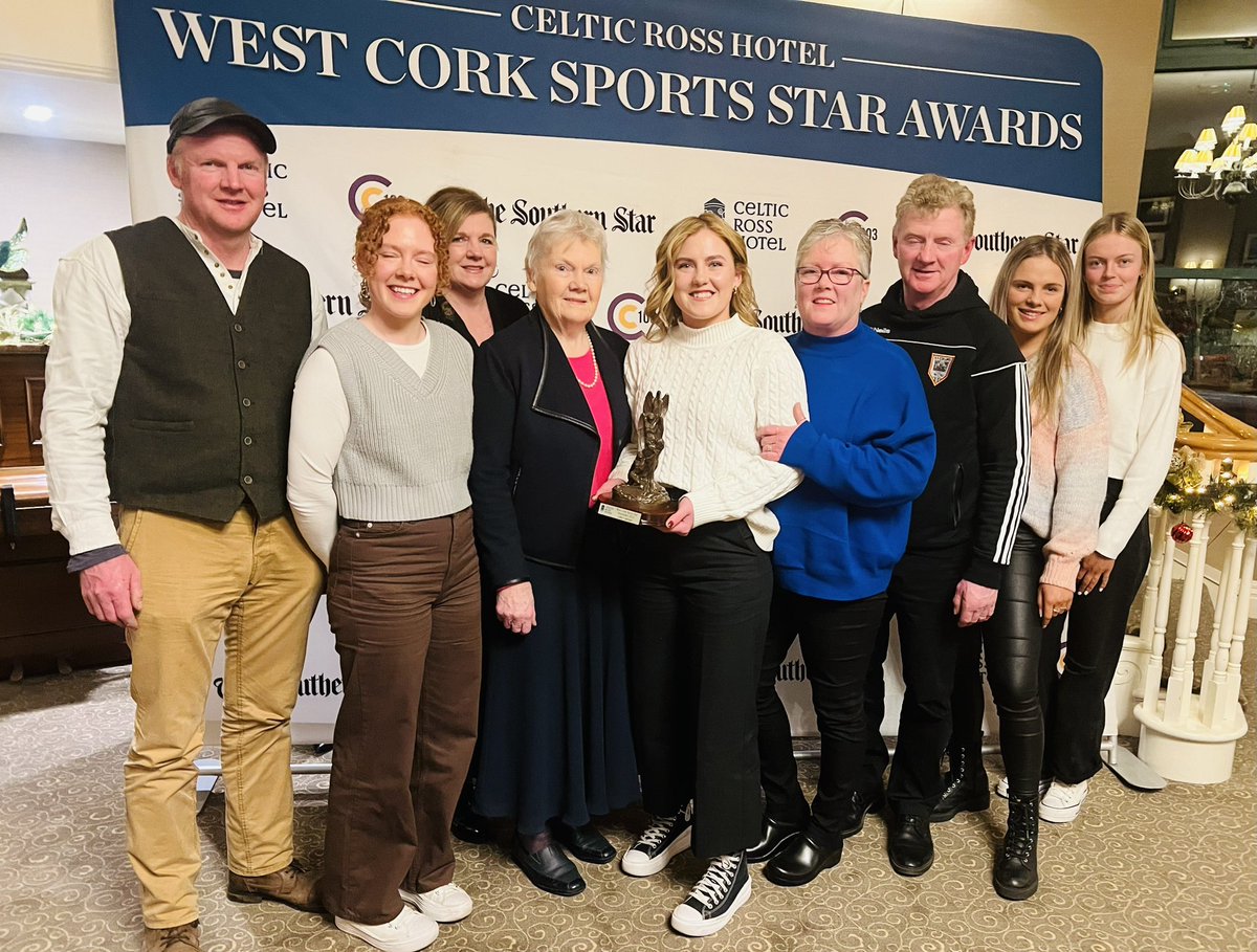 Congrats to dual camogie & ladies football star @libbycopp , @StColumsLadies , @CorkCamogie & @CorkLGFA on being presented with a @CelticRossHotel West Cork Sports Star of the Month award. Recently, Libby won her first @OfficialCamogie All Star Award.