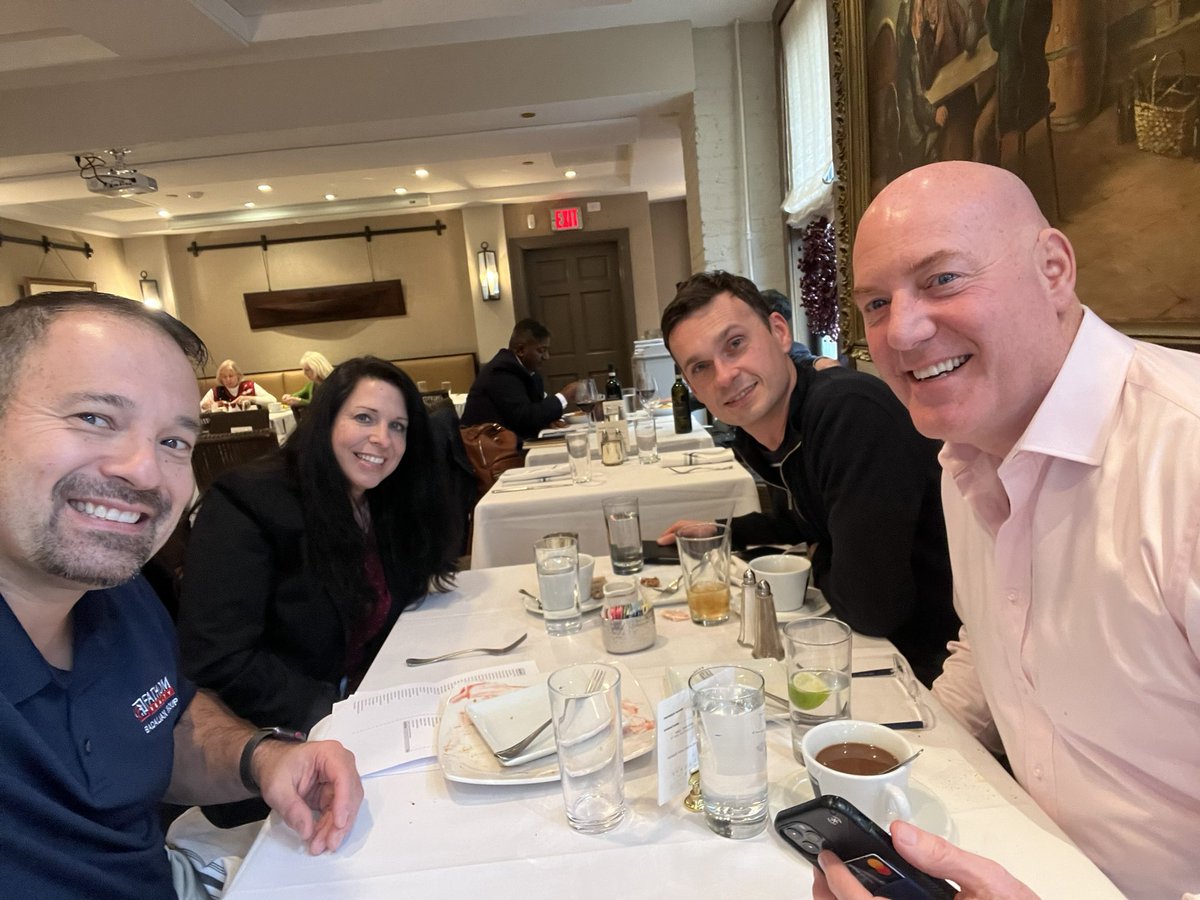 cornerstone1st's tweet photo. Planning/Strategy lunch for 2023 in #RealEstate &amp; #Mortgages at #TheGeorgetownClub @FathomRealty #Fathomthat https://t.co/we6tydeXYk