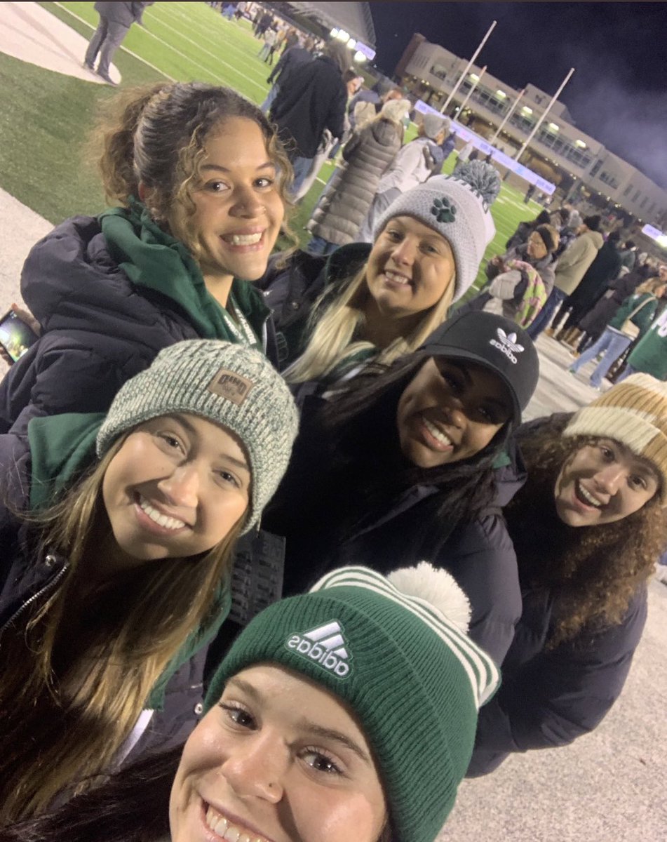 Maya Jones tweet media