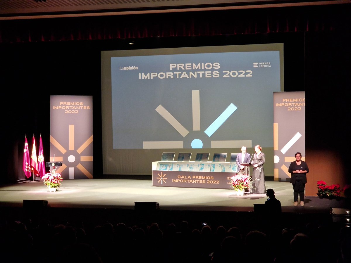 miguelsolagtm's tweet photo. Esta noche representando al @COITIRM en la VI Gala #ImportantesLaOpinion del @diariolaopinion en el nuevo auditorio Margarita Lozano de #Lorca https://t.co/TfkyuRzDjk