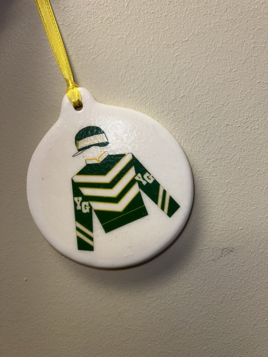 Driver @Gingras3 is with us on Friday this weekend — with 11 drives! Reply to this tweet with who you think he will win with for a chance to win this customized Christmas ornament! #playbigm