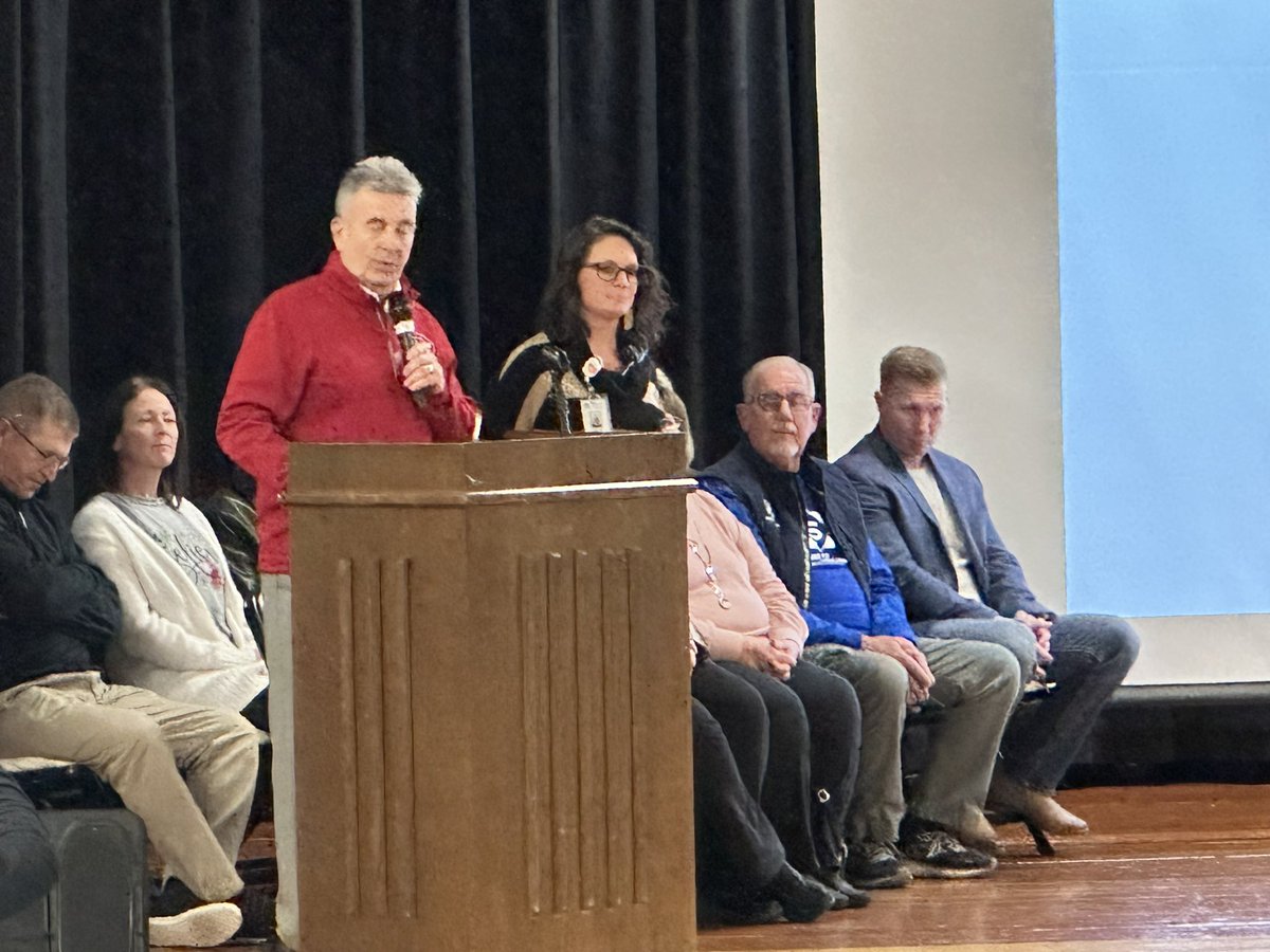 Mark Maus tweet media