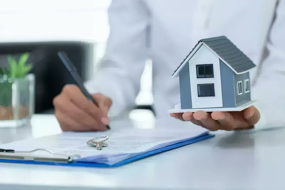 Keith Hiscock (@keithchi) on Twitter photo Tasks most homeowners neglect when getting the #house ready to sell buff.ly/3bcE2ps <a href="/keithchi/">Keith Hiscock</a> #houseready #homesellingtips #housesellingtips #marketreadysale #tipstosell Tasks most homeowners neglect when getting the #house ready to sell buff.ly/3bcE2ps <a href="/keithchi/">Keith Hiscock</a> #houseready #homesellingtips #housesellingtips #marketreadysale #tipstosell