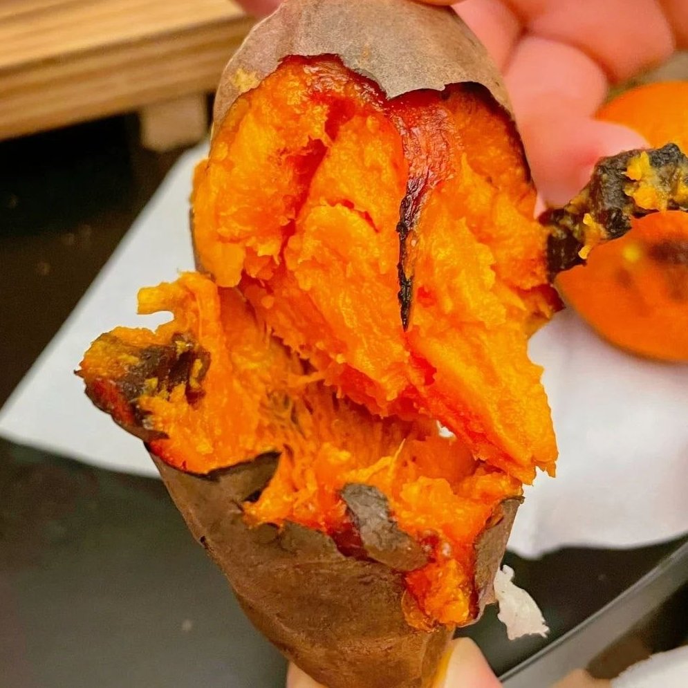 Invite you to taste the sweetness of winter, as if all the good things happen in winter.💕