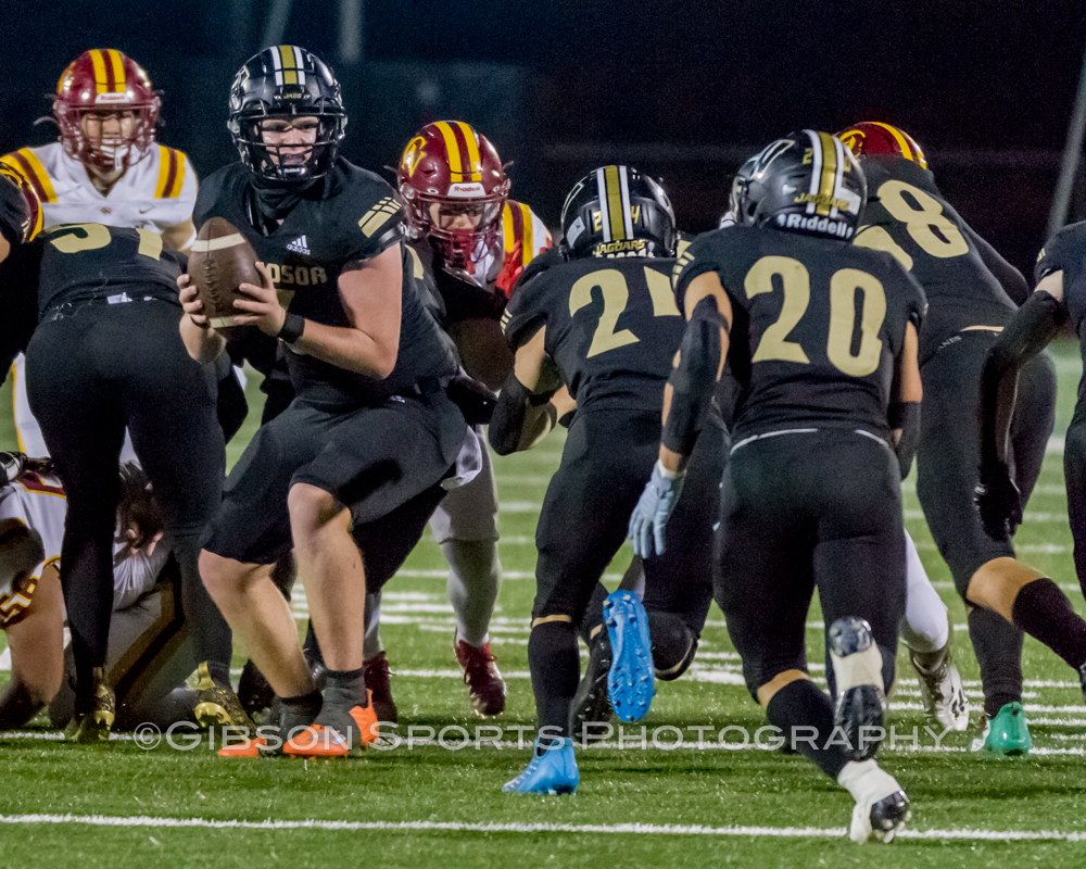 GibSportsPhoto's tweet image. The Morris Boys line up to do their Running Back thing...
NBL-Oak Championship 4Nov22 #CaptureTheAction #ShareTheMemory #WindsorJaguars #Football @WHSCA_ATHLETICS