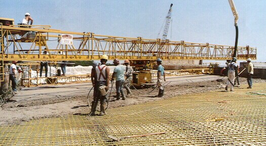 pahighways's tweet photo. Happy Birthday, Mid-County Interchange!
#OTD in 1992, the last piece of the "Blue Route," consisting of connections to the mainline @PA_Turnpike and Northeast Extension, opened.
💻: https://t.co/Xtr7yRDSYU
#throwbackthursday #tbt #otd #midcounty #paturnpike #interstate476 https://t.co/3Z4dMqMWlU