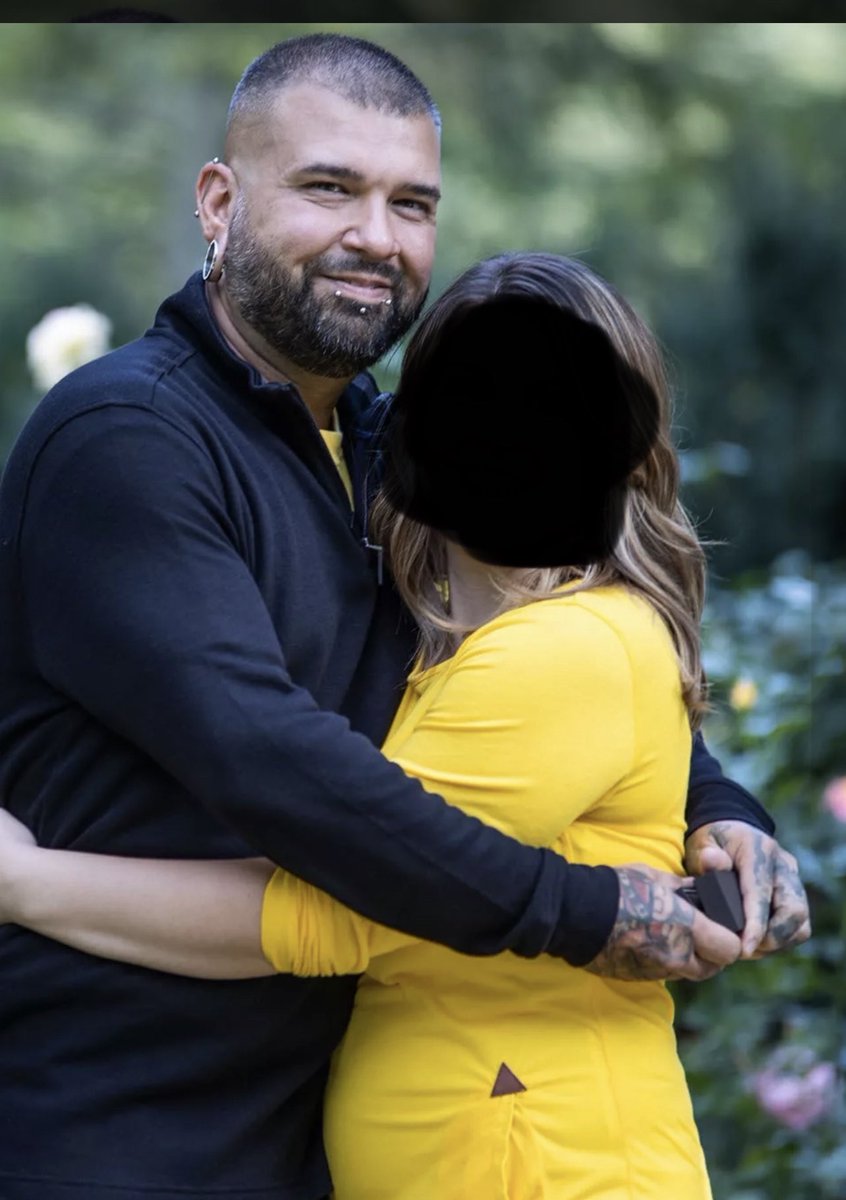 amberaubry's tweet photo. Hey Toledo,
Meet Derik Rodriguez, a Toledo native, pedophile rapist (WHO ISNT ON THR REGISTRY BUT NEEDS TO BE)who groomed me, raped me and sexually assaulted me for  6+ MONTHS when I was a 15 year old high school freshman.
Let’s make him famous for his actions.
Plz RT. #toledo https://t.co/TDmldakYzr