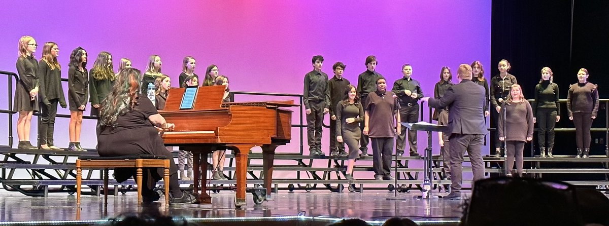 MikeWileyMCSBD's tweet photo. Capping off the trifecta of musical performances this week is @MaumeeHSChoir with 6th, 7th, 8th, HS &amp; Select Choir ensembles. https://t.co/9bgK6evRzR