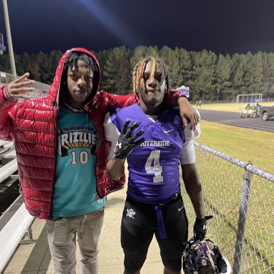 JamariMcKnight9's tweet photo. #NewProfilePic #2023Pirate?? #Reloaded #ImLockedIn #JackBoyz 🥷🏽 https://t.co/19YHiQAmlM