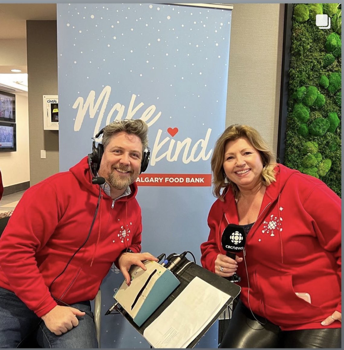 LorenMcGinnis's tweet image. CBC Calgary just met the goal of raising a million dollars for the Calgary Food Bank. My mind is blown. @CBCEyeopener 
#cbc #feedyyc
