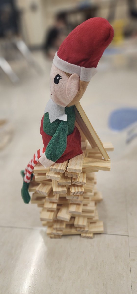 OttSTEM's tweet photo. Elf lost his shelf, so K/1 Ss designed and constructed a shelf he could sit on and recorded the height. #mathinstem #GlowatOtt @PrincipalBueno @adelagarza07 https://t.co/GZimffqeaA
