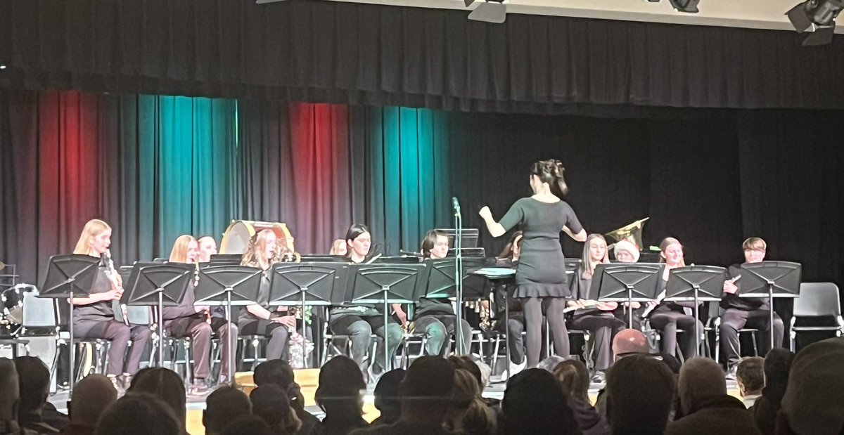 Julie Rennison (@msrennison) on Twitter photo Amazing Sounds of the Season concert this evening! Thank you so much to our talented musicians! Thank you to Ms. Bosco, Ms. Lawrence and Ms. Yeats! <a href="/SCDSB_Schools/">Simcoe County District School Board</a> <a href="/TwinLakes_SS/">Twin Lakes Secondary</a> <a href="/TwinLakes_Music/">Twin Lakes Music</a> <a href="/cbosco76/">Christina Bosco</a> Amazing Sounds of the Season concert this evening! Thank you so much to our talented musicians! Thank you to Ms. Bosco, Ms. Lawrence and Ms. Yeats! <a href="/SCDSB_Schools/">Simcoe County District School Board</a> <a href="/TwinLakes_SS/">Twin Lakes Secondary</a> <a href="/TwinLakes_Music/">Twin Lakes Music</a> <a href="/cbosco76/">Christina Bosco</a>