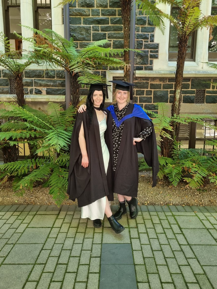 cabriana_earl's tweet photo. A very busy couple of days graduating with my BSc with First Class Honours, in Genetics (supervised by @Frog_squisher), then attending my sister's (@sciencebrit) graduation for her Master's in biology (with Distinction!!) So proud of us https://t.co/F7hY6wAQWD