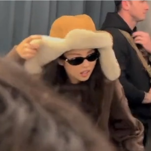 SAGE⛧･🧛🏻‍♀️ tweet media