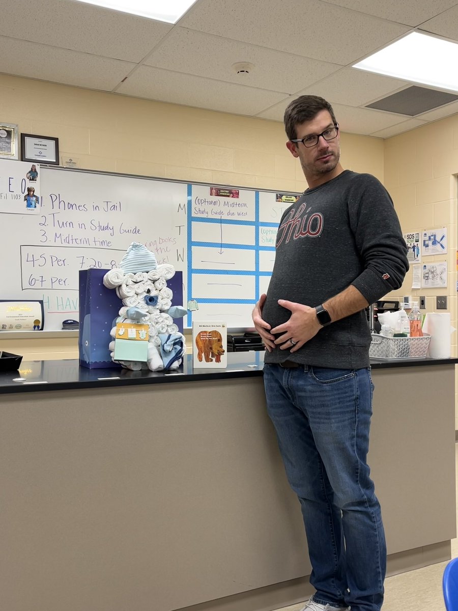 sarahnethero's tweet photo. #obhsscience got together for a lunch/baby shower/holiday celebration this afternoon. It was good to have everyone together in one room for a bit of fellowship π» π @Todd_spinner https://t.co/lWcdsOpJki