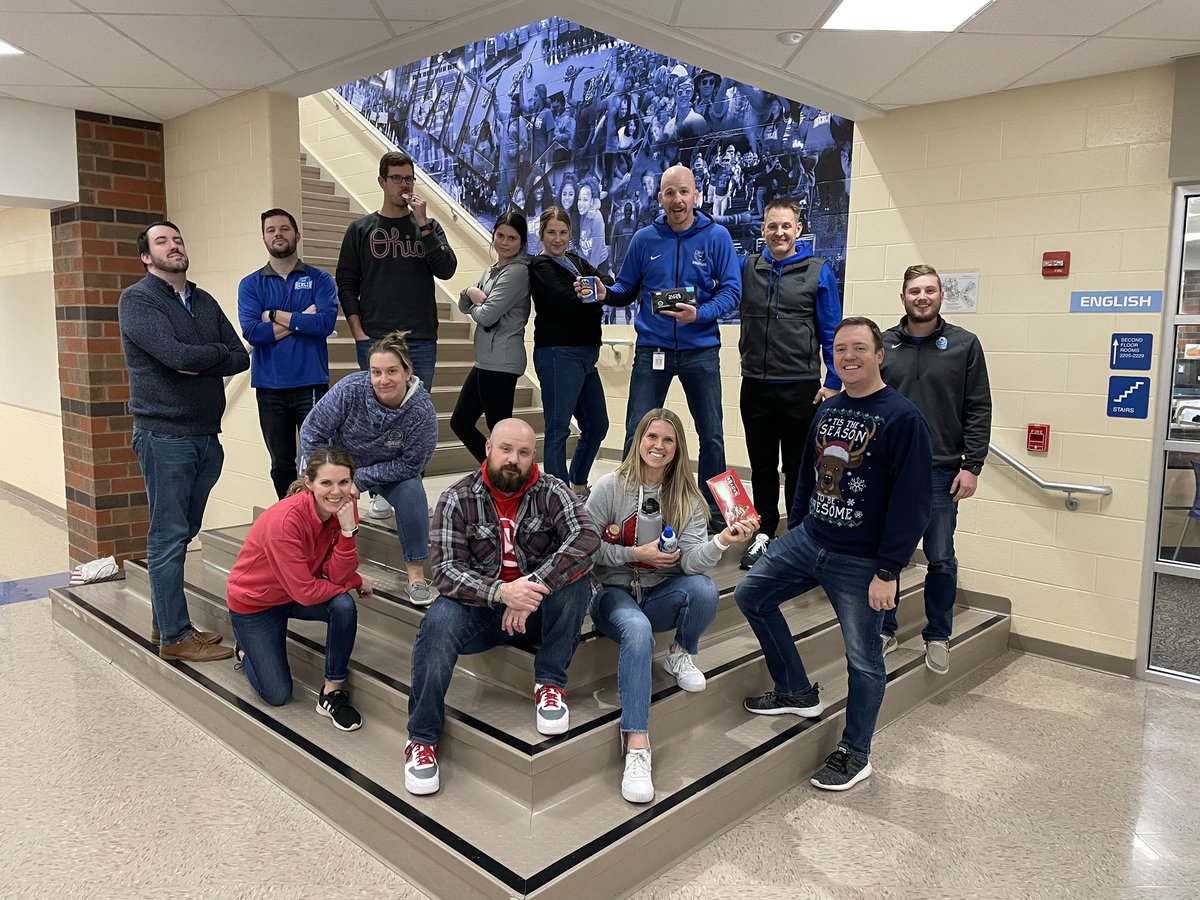 sarahnethero's tweet photo. #obhsscience got together for a lunch/baby shower/holiday celebration this afternoon. It was good to have everyone together in one room for a bit of fellowship π» π @Todd_spinner https://t.co/lWcdsOpJki