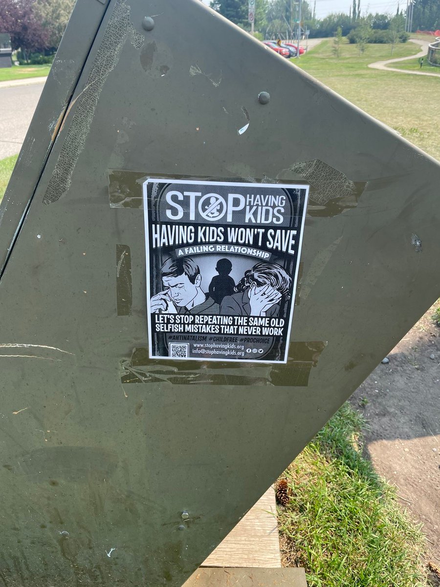 SHK_Movement's tweet photo. Back when there was group in #Calgary, they did a lot of postering! It’s a great way to get the message out there especially if demos aren’t your thing!
#activism #postering #spreadthemessage https://t.co/RZrmgEKSYK