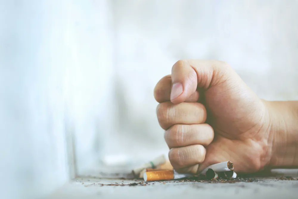 guide2menshlth's tweet photo. "If you smoke less than ten cigarettes daily, you’re not addicted to Nicotine." 
-Dr. Schwartz 

Here we talk about how to maintain healthy lungs and about pulmonary health. 

Tune into this fascinating episode: https://t.co/rVHW9kYokY 

#menshealth #lunghealth https://t.co/MsgglzQYi1
