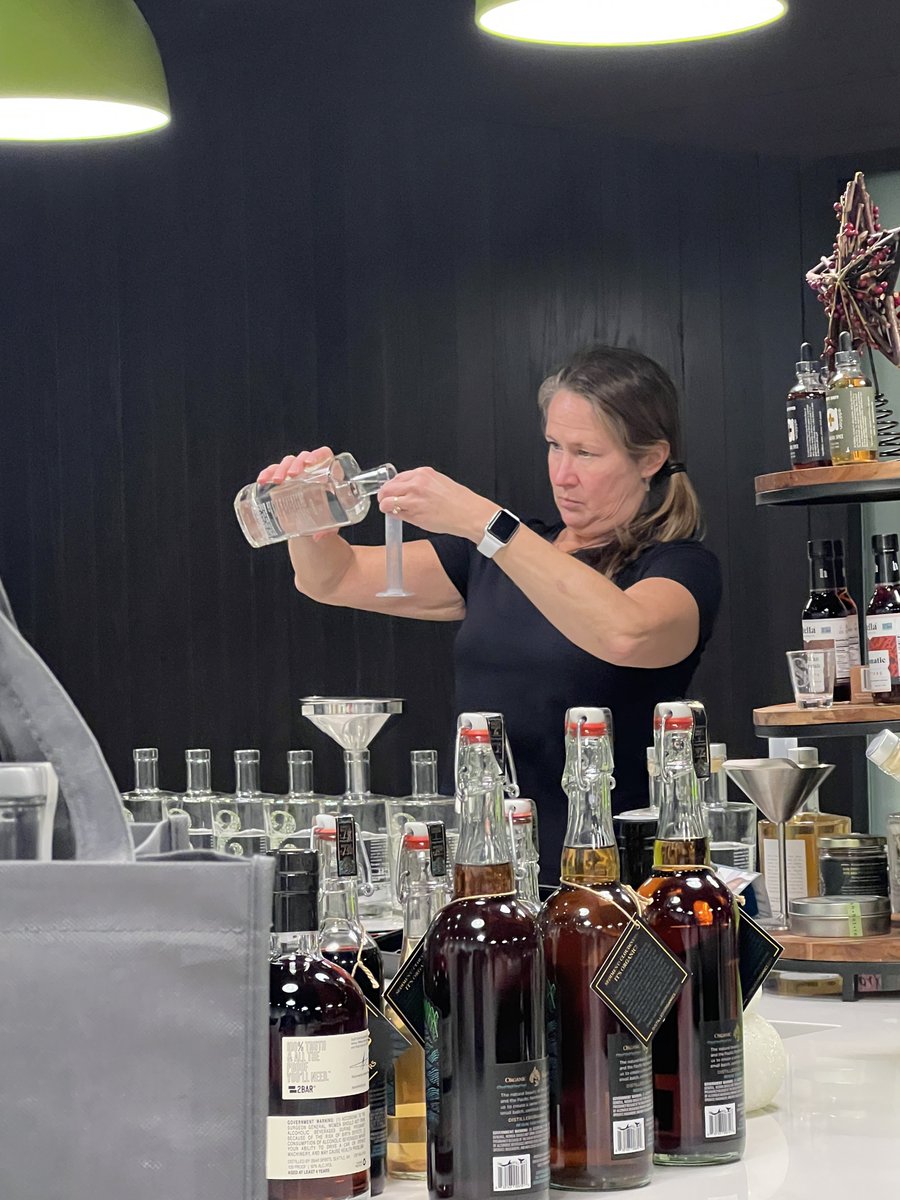 aliciainedmonds's tweet photo. Science can be fun! #scratchdistillery #edmonds https://t.co/50fBkKRhtQ