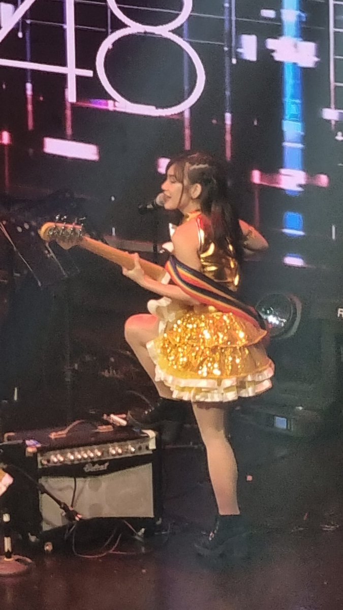 jsmnrgza's tweet photo. Si Jem lang tinatanggap kong bassist sa buhay ko. 🥹 https://t.co/D6OE2TU2Jh