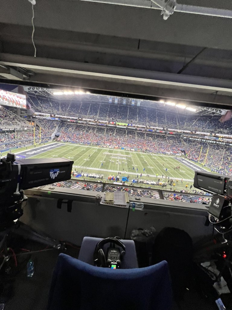 PatMcAfeeShow's tweet photo. Ty Lockett intro’d last aht ‘ere

Let’s have a Thursday night boys https://t.co/XPDp0qdIUz