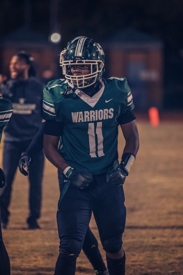 KamronJ05's tweet photo. Blessed to receive my 2nd offer from CNU!!🟦⬜️ @JeffSuper5 @Coach_LReynolds @runthetriple @coachatsmith @WrightWay757 https://t.co/UDMZHv1VmB
