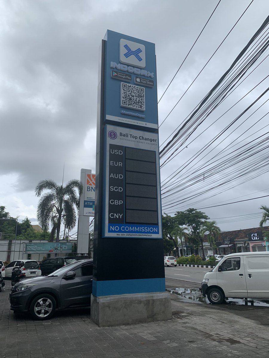 PRHacks's tweet image. Found a #bitcoin exchange in #Bali where you can sell some #btc for local currency.