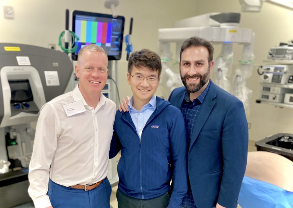 Congratulations to Dr. Albert Lwin for winning the <a href="/IntuitiveSurg/">Intuitive</a> Olympics today. A great course for trainees led by <a href="/PorterfieldJohn/">Dr. John Porterfield</a>. The future is definitely bright! MIS Fellowship Directors keep an eye out for Albert’s application. #WhyOHSUSurgery #OHSUHernia