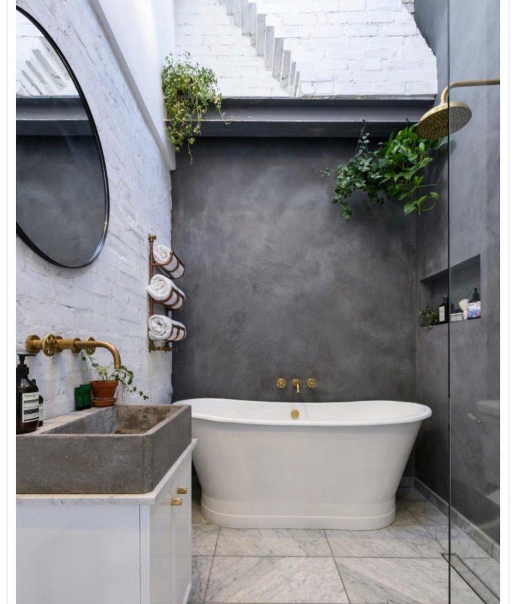 Details this good, need to be seen. 
Pics @shootfactory but can we locate the designer to thank them for this inspiration 😍 #bathroomdesign  #bathroominspiration