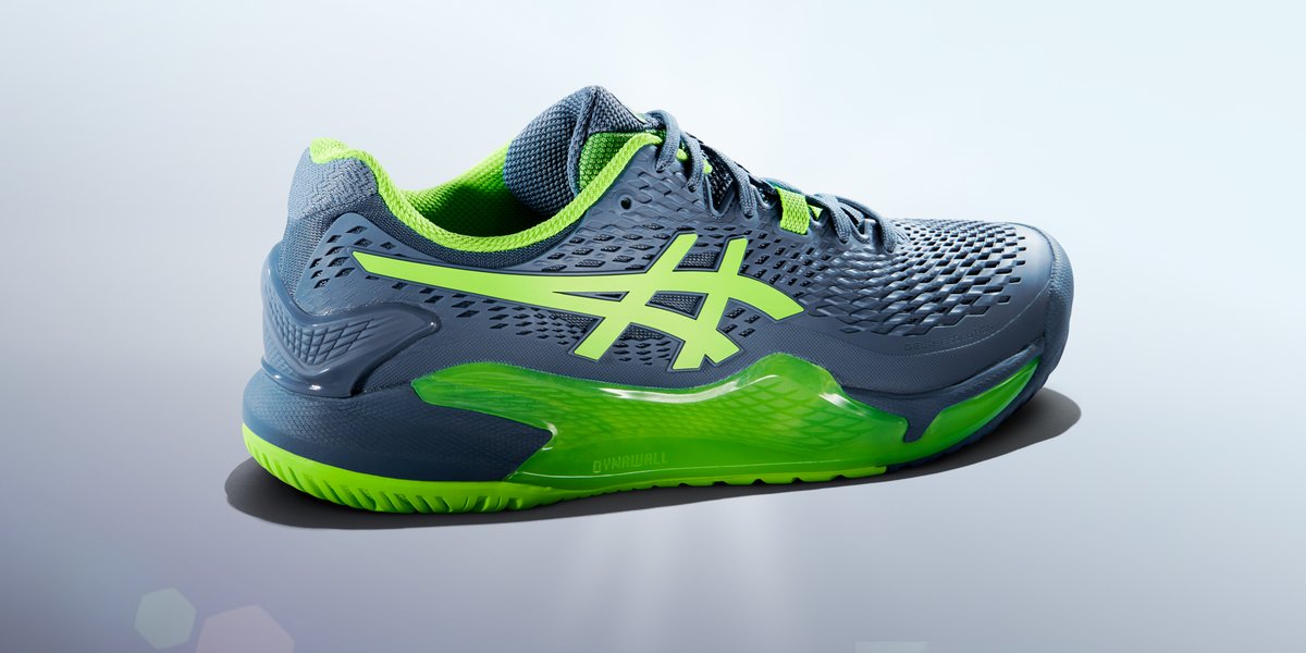 ASICSTennis's tweet photo. Feel profound confidence as if you anticipate each move with the #GELRESOLUTION9 - launching soon! 💚🎾

Outstanding kinetic stability to support dynamic footwork along the baseline. Nothing feels better. https://t.co/JiBAxY2k33
