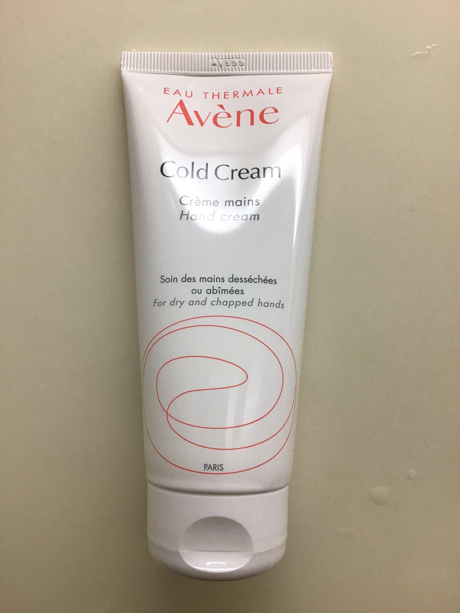 ictya's tweet photo. お世話になる季節が来ました❗ 🤲
The season has come to moisturize my hands with this cream in! 👐
#Avene #handcream #coldcream #ham #JQ3GAJ https://t.co/vK1tzbwPos