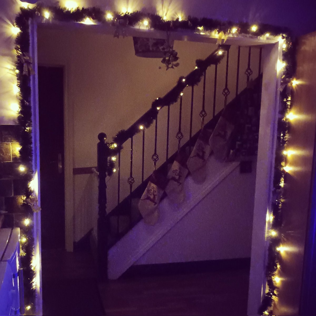Christmas 2022 already 🎄This year has been C-R-A-Z-Y but we made it 💕 I can thankfully say the year is finishing better than it started 🤞🍾

#trans #mentalhealth #attemptedsuicide #surgery #NewJob #cancelledhousemove