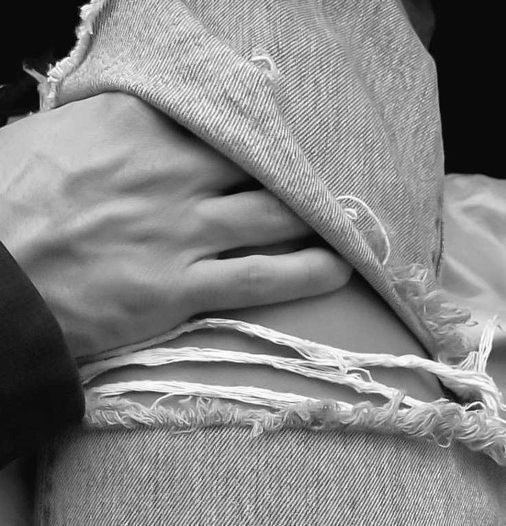 sott_t91's tweet photo. os Larry omegaverse 🔞

donde H'arry y L'ouis son amigos desde la infancia, salen de joda juntos mientras que en plena fiesta al rizado se le adelanta el celo. ¿El castaño estará dispuesto a complacerlo? https://t.co/VeGCtRRtzz