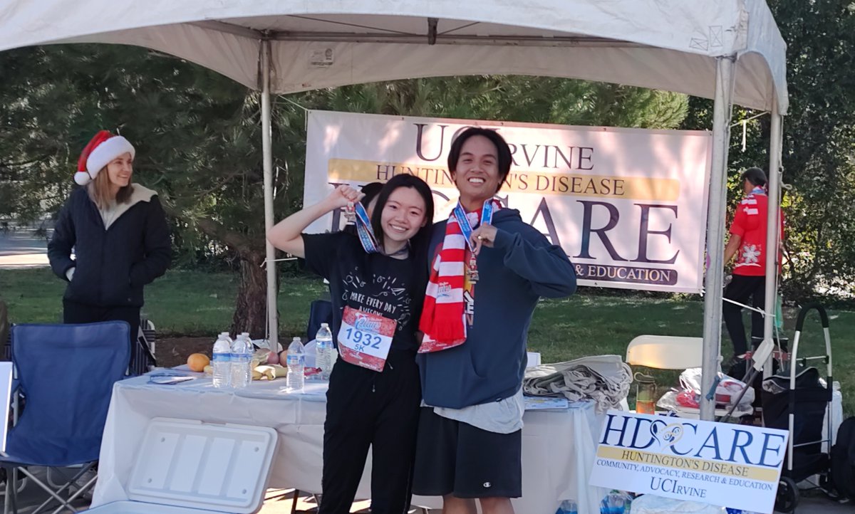 Best way to celebrate the holidays and raise awareness for Huntington's disease! #RunForAClaus #huntingtondisease #runforaclaus5k